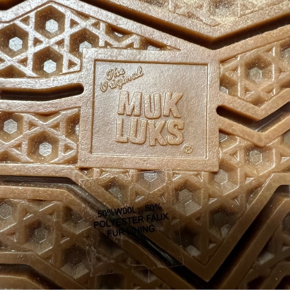 Muk Luks‎ Boots Womens 7 Stone Gray Suede Cuffed Water Repellent Montauk New - Picture 11 of 13